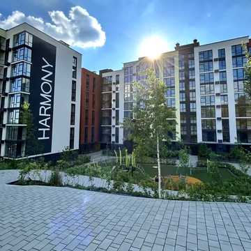 Тернопільська вул., (Будинок)