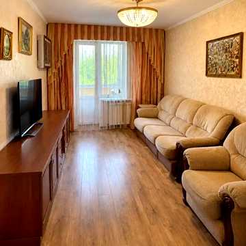 Голосіївський просп. (40-річчя Жовтня), 98/2