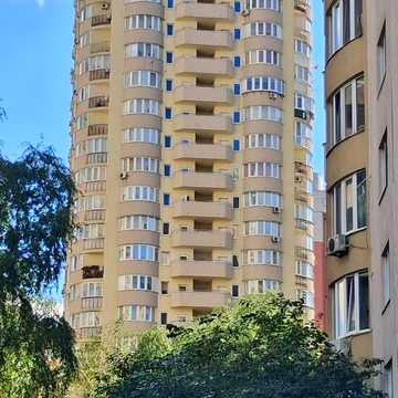 Дніпровська набережна вул., 19-В