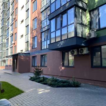 Костянтина Василенка вул. (30-річчя Перемоги), 14в