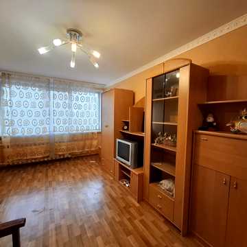 Леся Курбаса просп., 5-Б