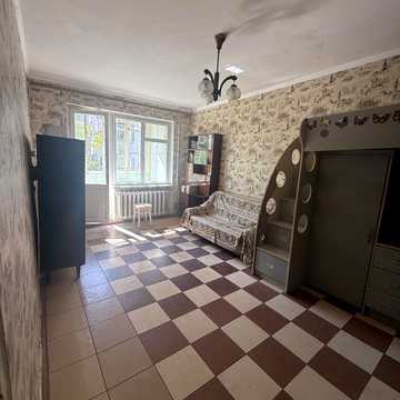 Десантний бульв., 1