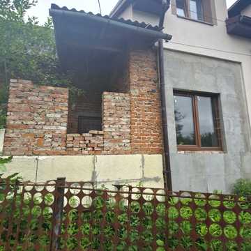 Івана Франка вул., 111
