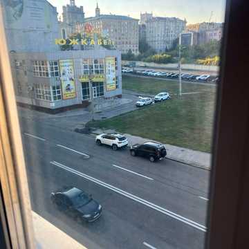 Кооперативна вул., 18/20