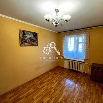 Віктора Оцерклевича вул. (Курчатова), 17