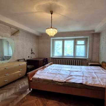 Лесі Українки бульв., 28