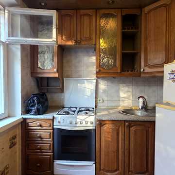 Каденюка вул. (Танкопія), 33