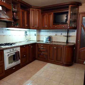 Баяна вул., 8