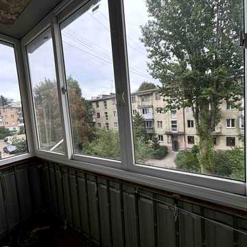 Братів Дужих вул. (Володимира Комарова), 22-А