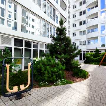 Львівська вул., 15-Б