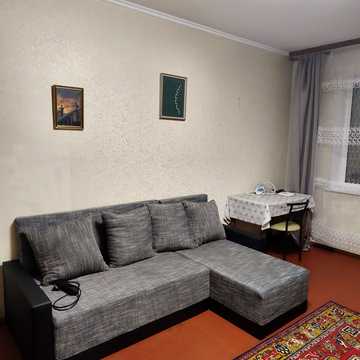 Академіка Кіпріанова вул., 2