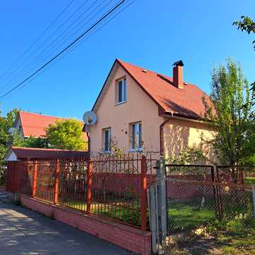Садова вул., 6