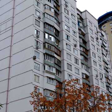 Володимира Івасюка просп. (Героїв Сталінграду), 49