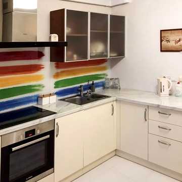 Прирічна вул., 35