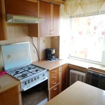 Богоявленська вул. (Черняка), 2