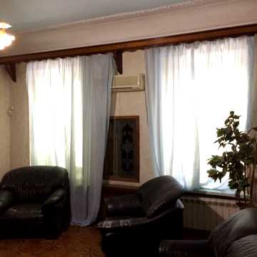 Успенська вул. (Чичерина), 8