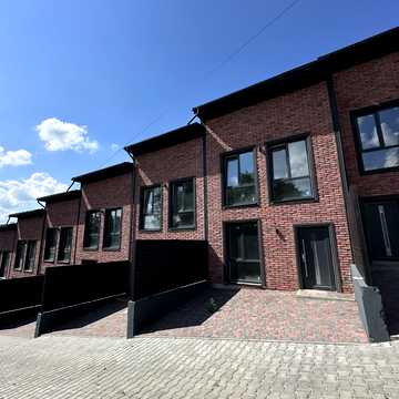 Харківська вул., 36б