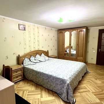 Плугова вул., 10-А