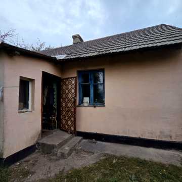 Молодіжна
