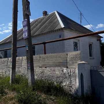 Лютнева вул., 2