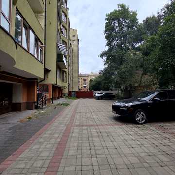 Гетьмана Мазепи вул., 35-А