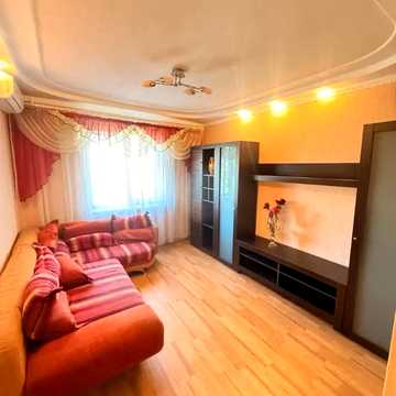 Янтарна вул., 81