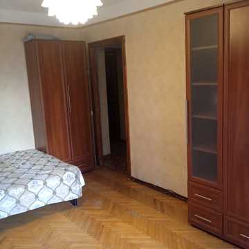 Берестейський просп. (Перемоги), 127