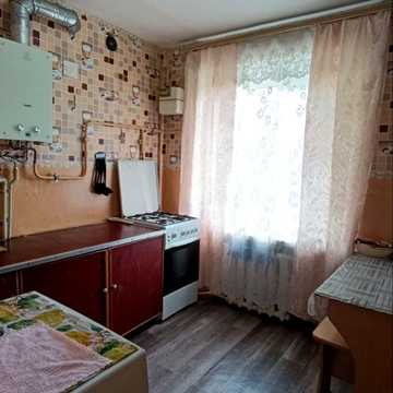 Молодіжна вул., 3/1
