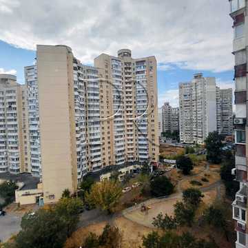 Оноре де Бальзака вул., 8-В