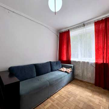 Круп'ярська вул., 16
