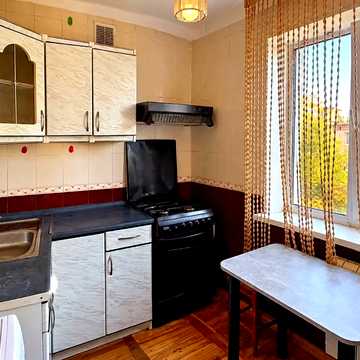 Зодчих вул., 18-А