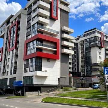 Героїв Майдану вул. (Червоноармійська), 226а