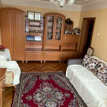 Здолбунівська вул., 9