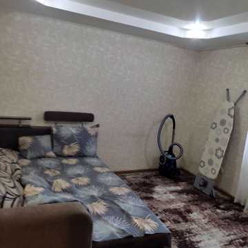 Новошкільна вул., 92