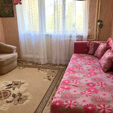 Морозна вул., 27