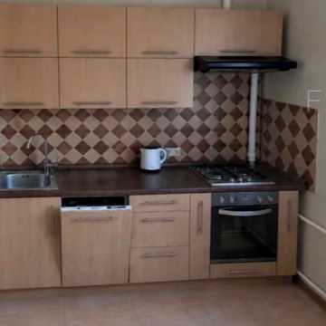 Тарасівська вул., 3