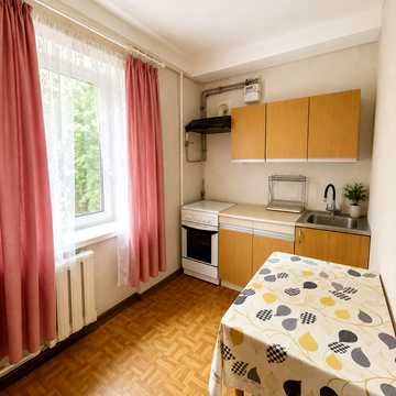 Братиславська вул., 36/2