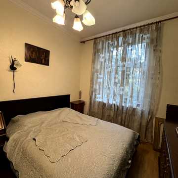Сім'ї Бродських вул. (Смоленська), 5