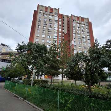 Марії Литвиненко-Вольгемут вул. (Литвиненка), 1