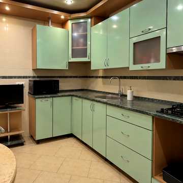 Велика Діївська вул. (Братів Трофімових), 32