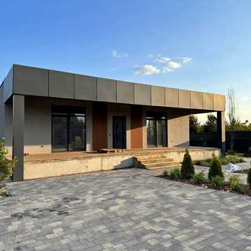 Костянтина Василенка вул. (30-річчя Перемоги), 12
