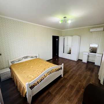 Юрія Кондратюка вул., 7