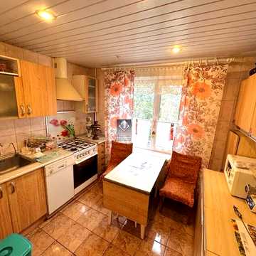 Сорочинська вул. (Новгородська), 18