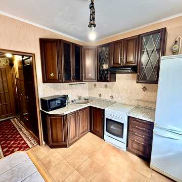 Деміївська вул., 51