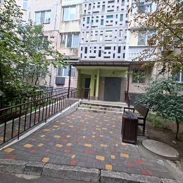 Семена Палія вул. (Дніпропетровська дорога), 68