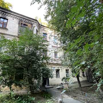 Басейна вул., 19-Б