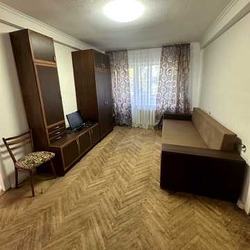Верховної Ради бульв., 22-Б