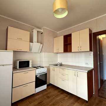 Сергія Данченка вул., 1
