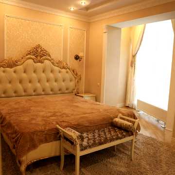Кубанська вул., 8