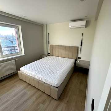 Кирилівська вул. (Фрунзе), 111